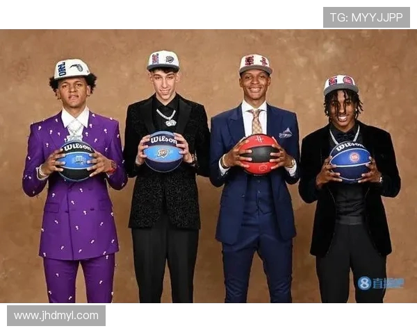 比甲亨克与查内尔的精彩对决分析与赛季展望