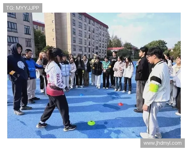 广州飞盘队引领运动潮流的节奏革新与团队精神探讨